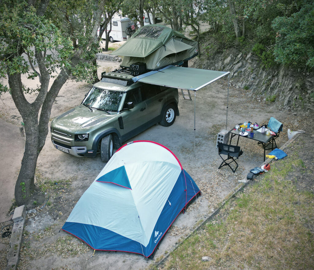 Camping-Rundreise im Land Rover Defender über Korsika